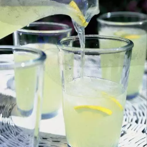Fresh Lemonade